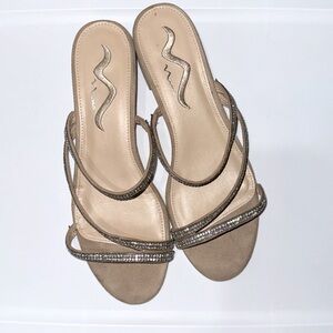 Nina sandals